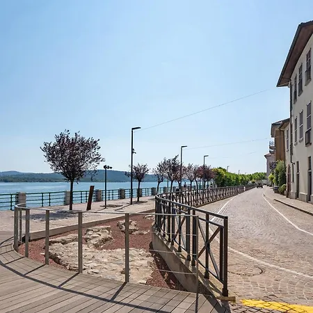 Apartment Nel Cuore Di Arona- Via Pertossi